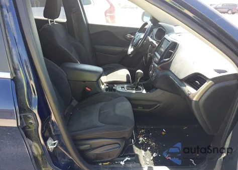 2016 Jeep Cherokee Latitude z USA, uszkodzony, nr VIN 1C4PJLCB5GW125173